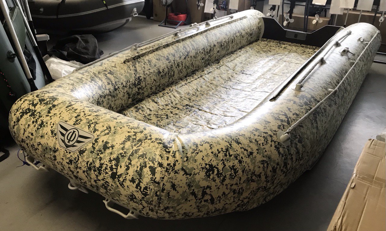 Катамаран Флагман 380K пиксель